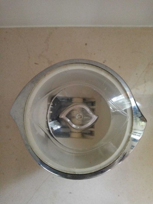 Picador de Gelo plástico/metálico