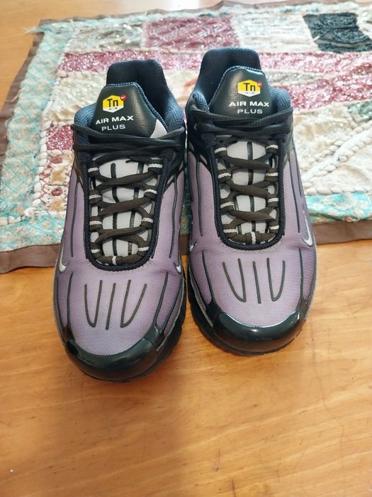 Vendo tenis como novos n°40