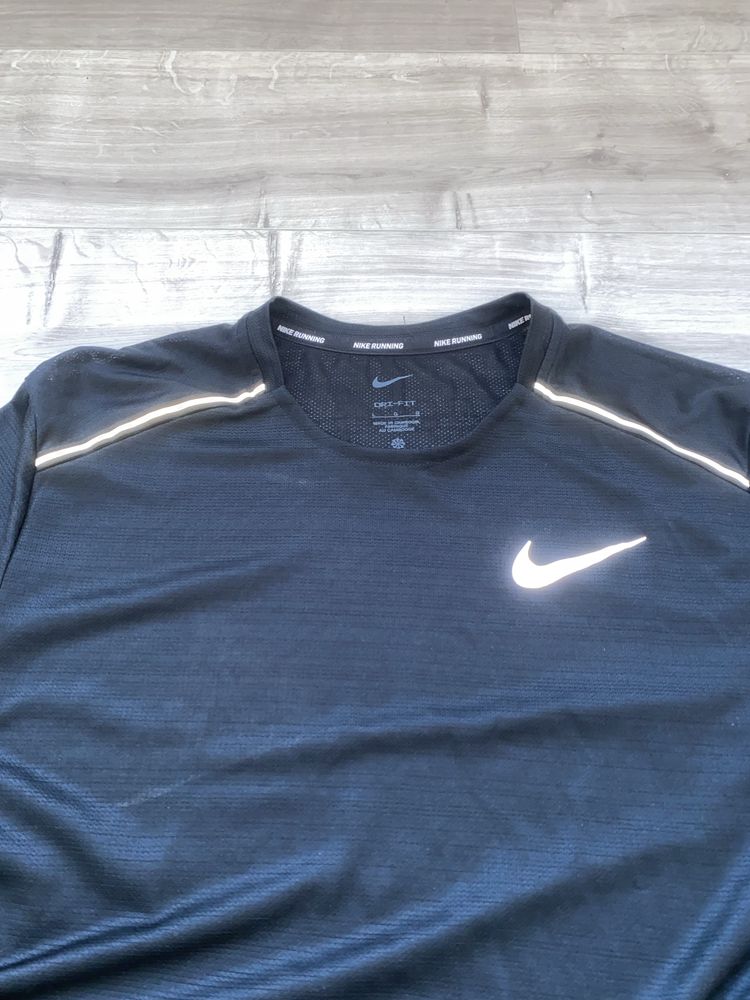 Нова термуха від Nike size L