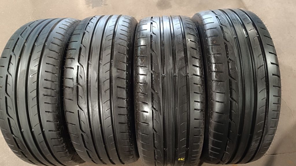 4x Dunlop Sport Maxx RT 225/45/19 96W