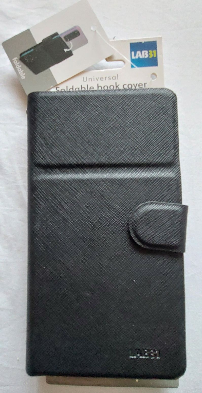 Etui czarne nowe