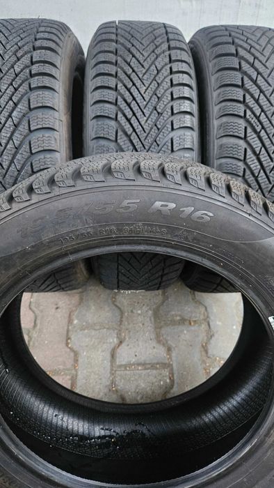 195/55R16 pirelli cinturato winter