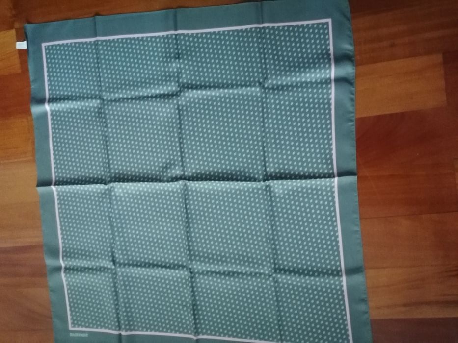 Lenços para mulher, desde