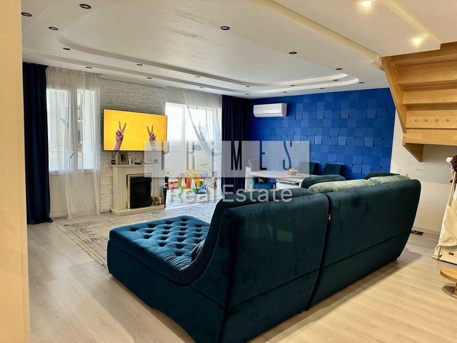 Продаж 4к дворівневої квартири, вул. Китаївська, Голосіївський район