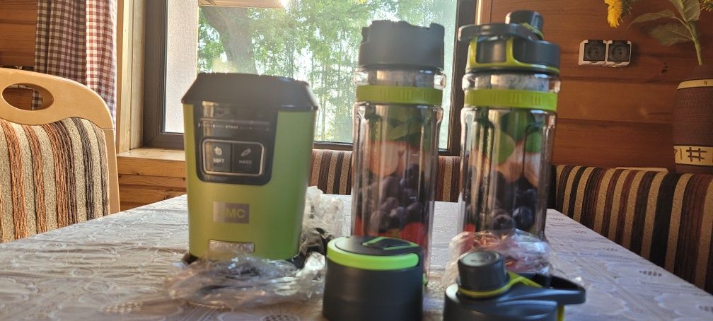 Blender kielichowy marki SENCOR SBL 7170GG