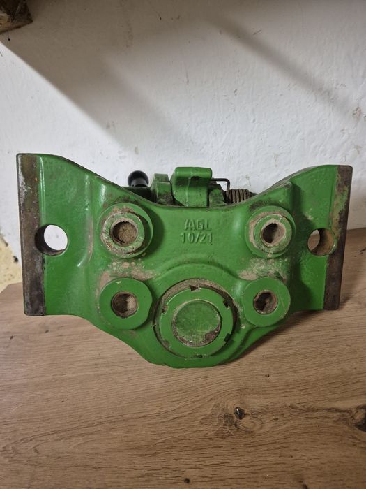 Zaczep kulowy K 80 John Deere