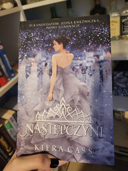 Książka Następczyni Kiera Cass Rywalki tom 4