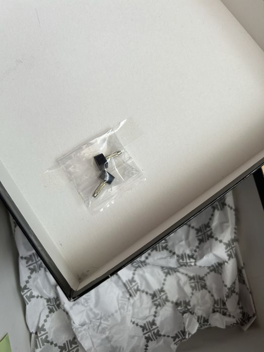 Czarne szpilki Kazar