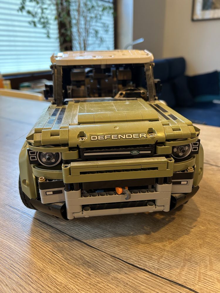 Land rover Defender Lego technic