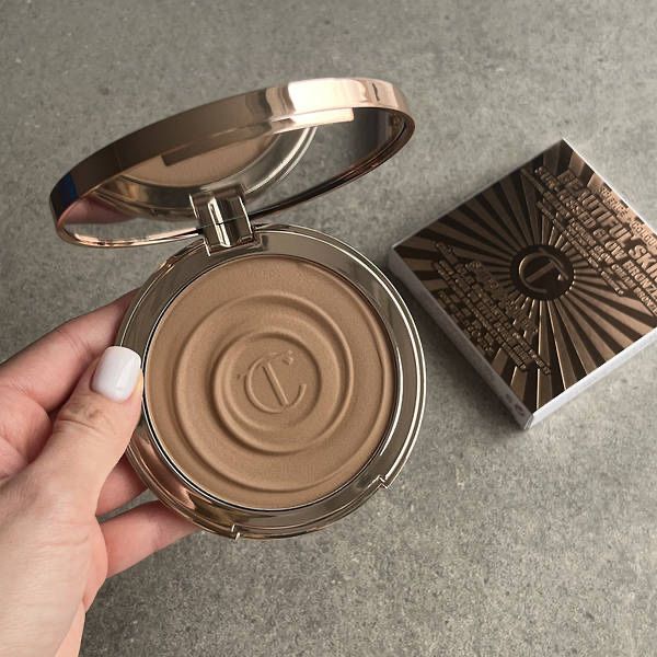 Charlotte Tilbury Beatiful SKIN SUN-KISSED GLOW BRONZER