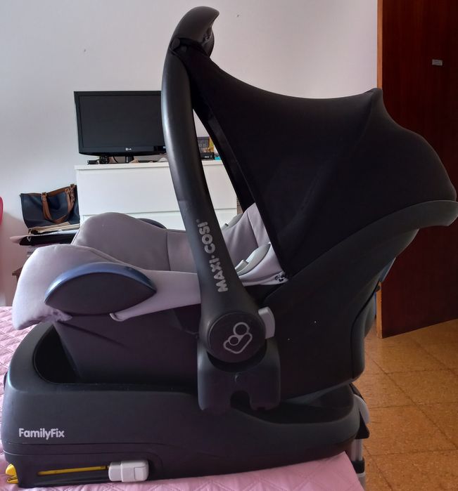 Carrinho Bebeconfort Nova4 Grey + Ovo CabrioFix Maxi Cosi + Isofix