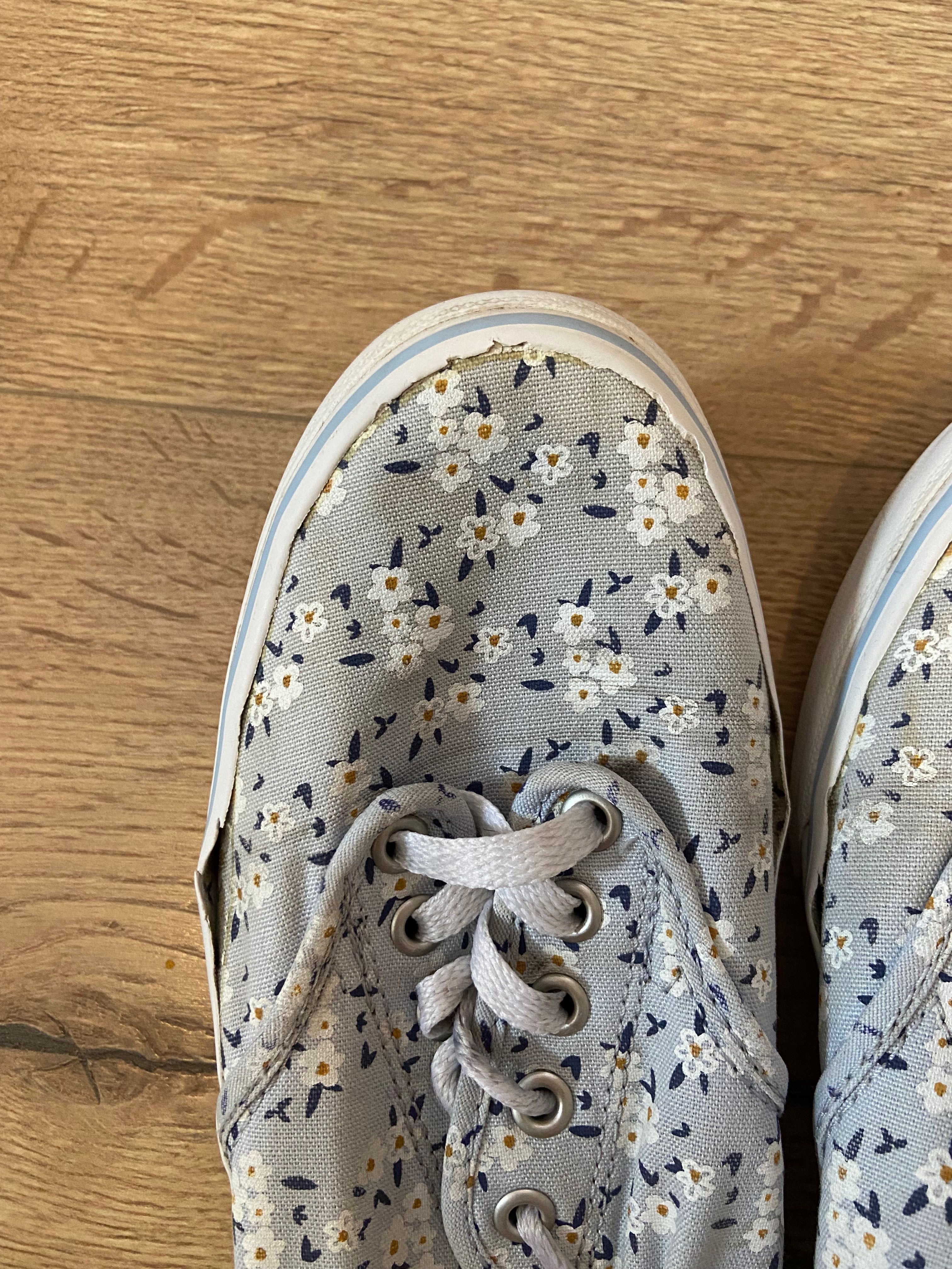 Trampki Vans w kwiatki rozmiar 39