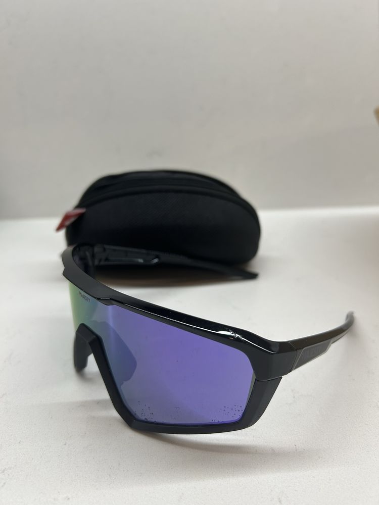 Okulary przeciwsłoneczne MAJESTY Pro Tour black / ultraviolet