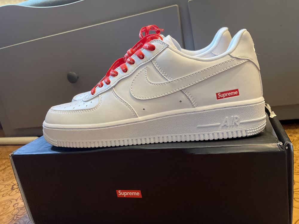 Nike Air Force 1 x Supreme