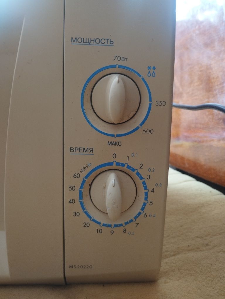 Продам рабочую микроволновку