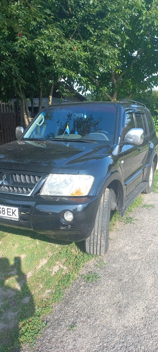 Продам Mitsubishi Pajero