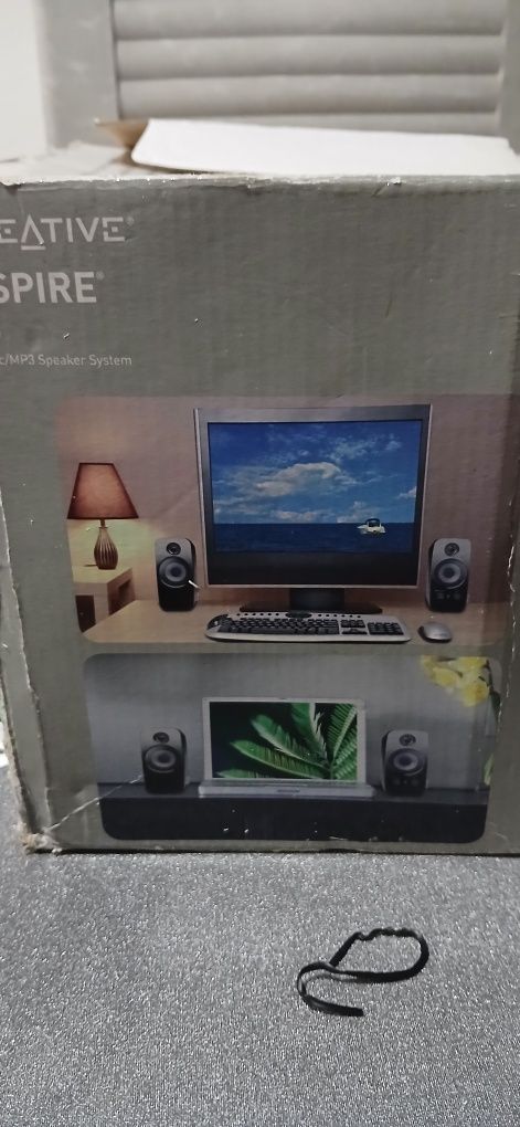 Colunas creativ inspire T10 para PC