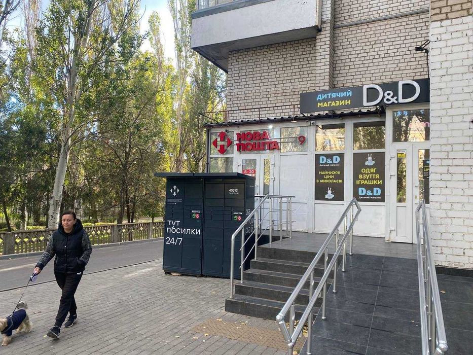 Ліски Карпенко торгове приміщення 105 кв.м. прохідняк фасад