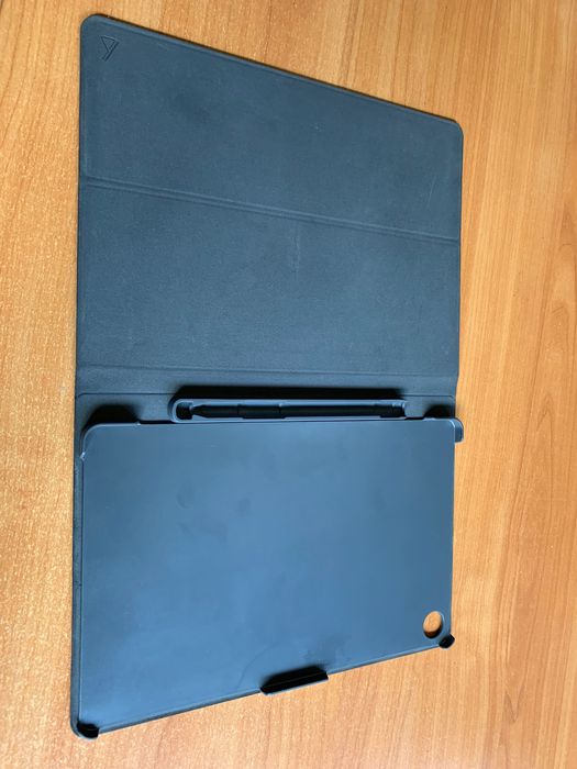 Чохол на lenovo m10 plus