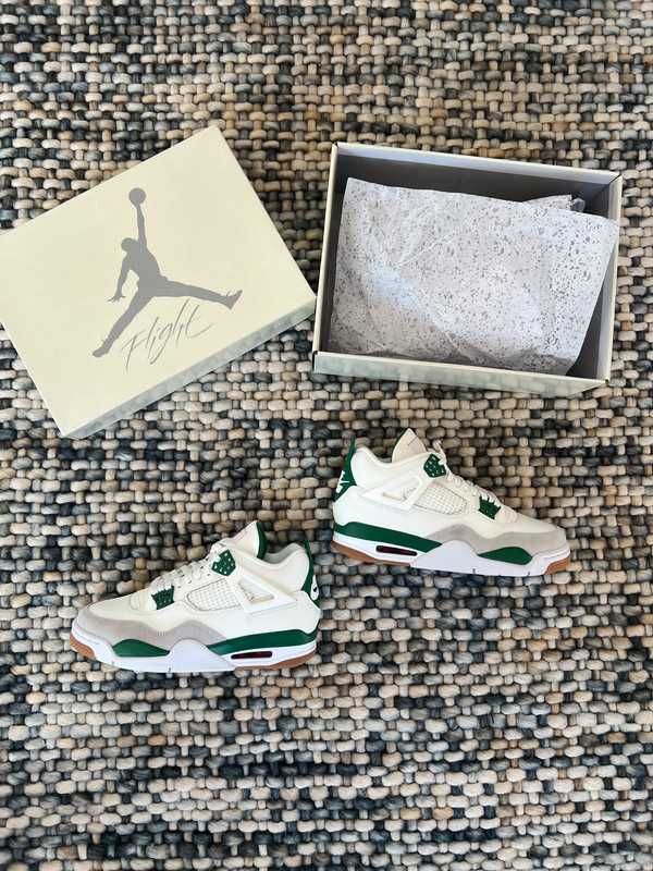 Jordan 4 Retro SB Pine Green R.39