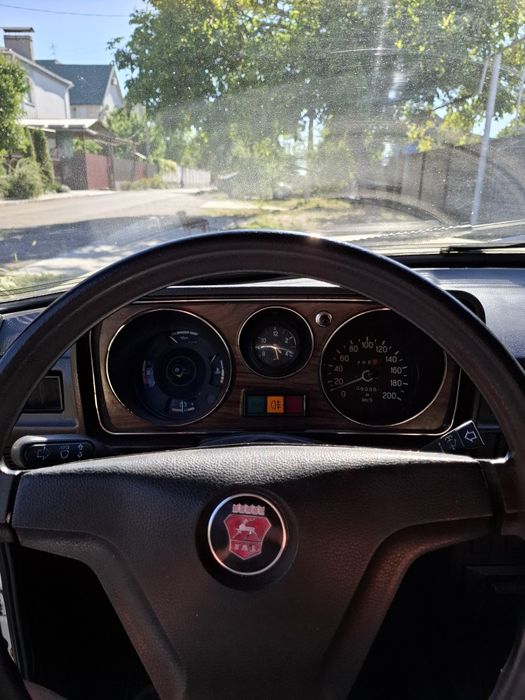 Автомобиль Газ 2410