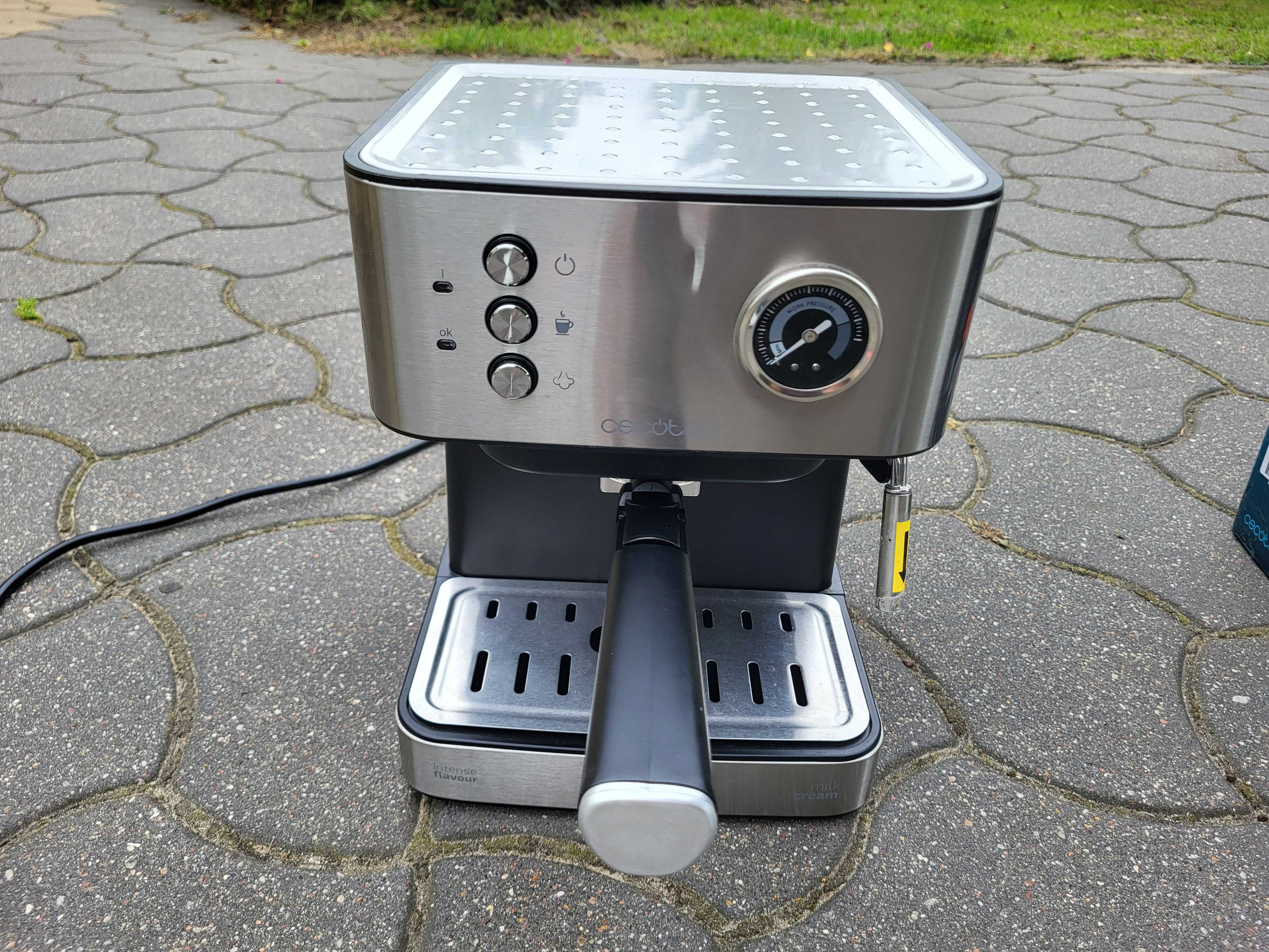 Ekspres CECOTEC Power Espresso 20
