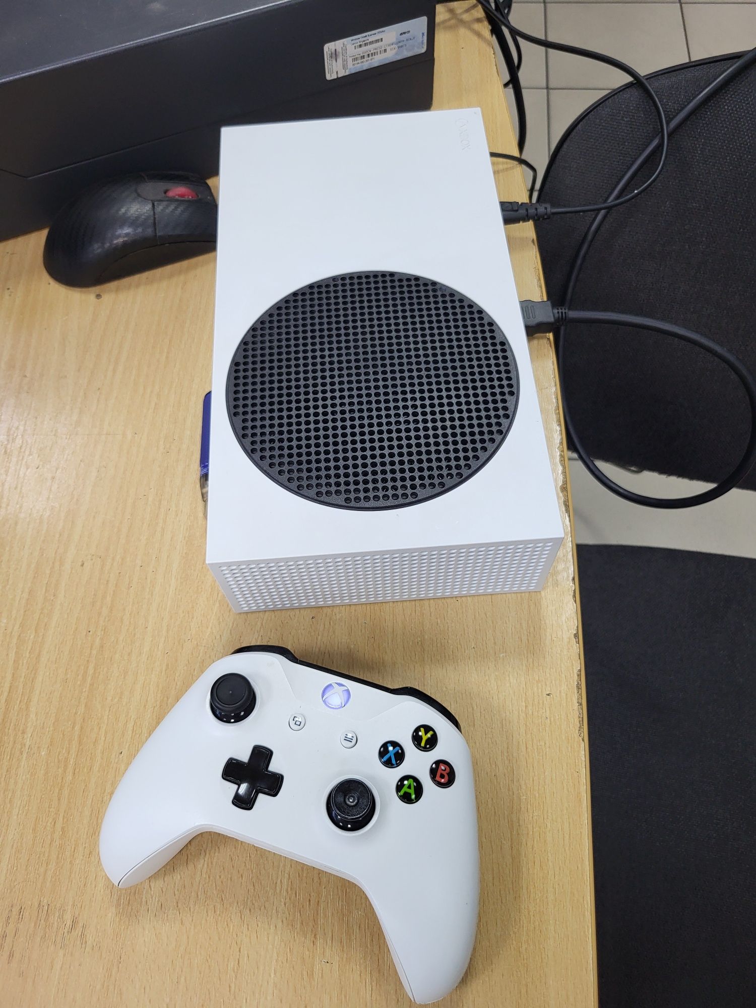 Xbox series s б/у