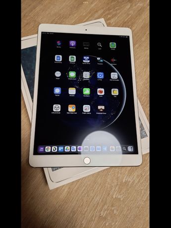 iPad 10,5 pro 64GB LTE, pencil, etui przód-tył, klawiatura