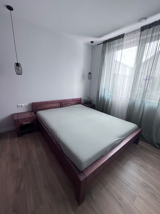 Łóżko sypialnia 160x200+ 2x szafki nocne lite drewno + materace