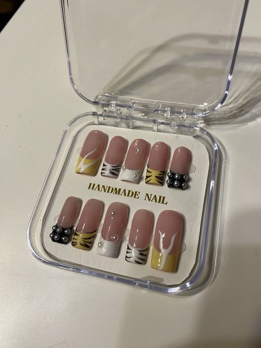 Custom Press On Nails