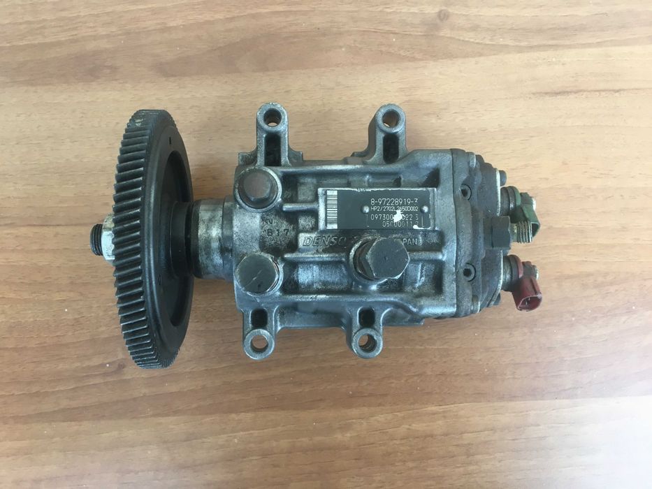 Паливний насос (ТНВД) Opel Signum. Vectra C / Saab 9-5 - 3.0CDTi