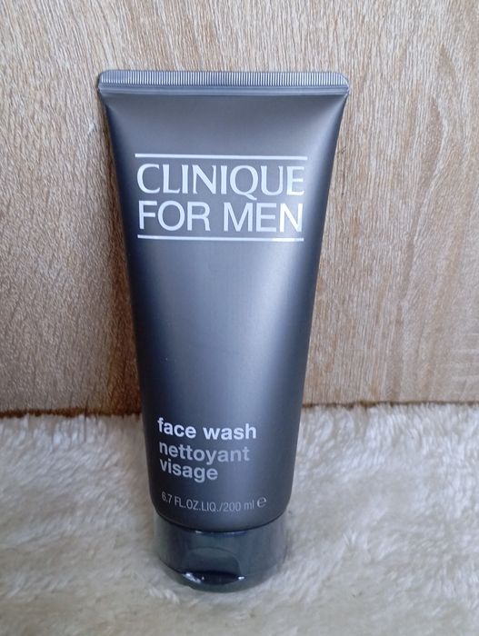 Żel do mycia twarzy Clinique dla mężczyzn