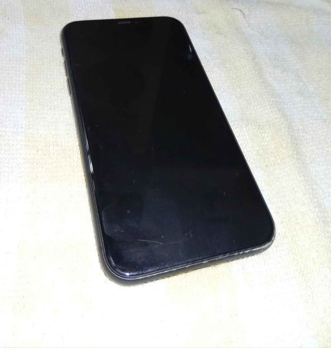 iPhone 11 Black 256G