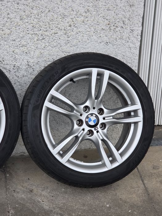 Jantes Originais BMW 18" Pack M com Pneus 225.45.18 + 255.40.18