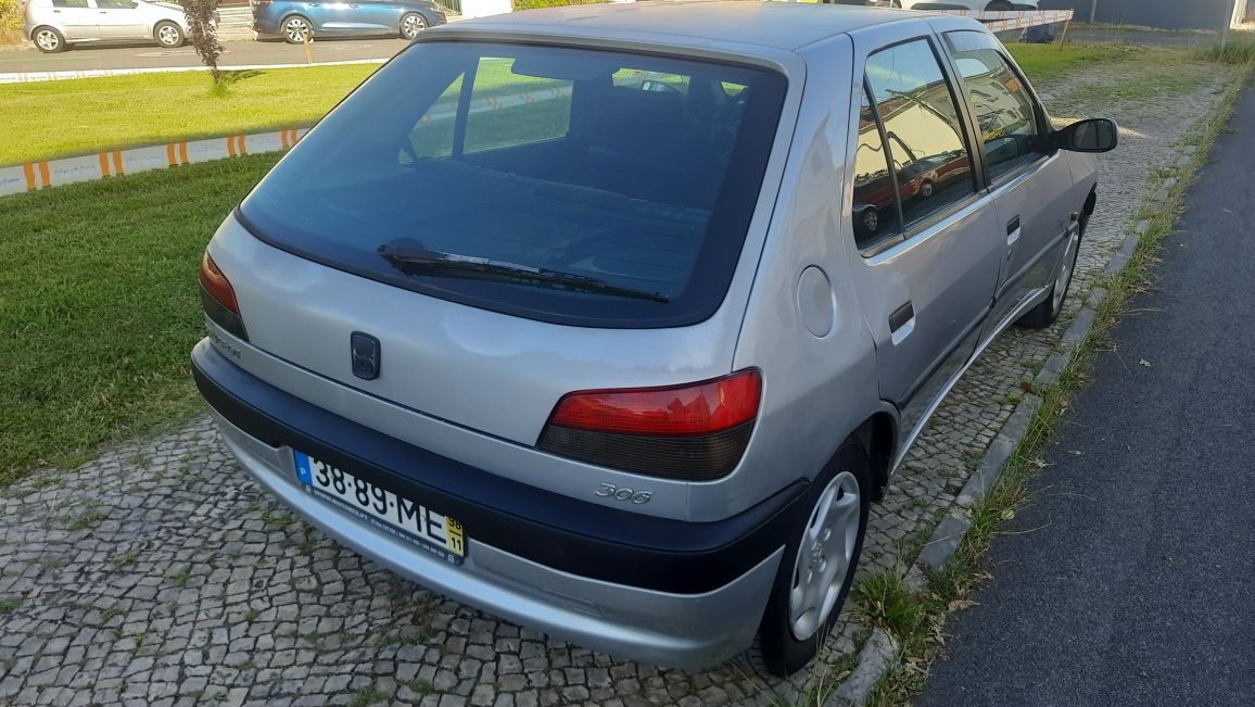 Peugeot 306 1.4i