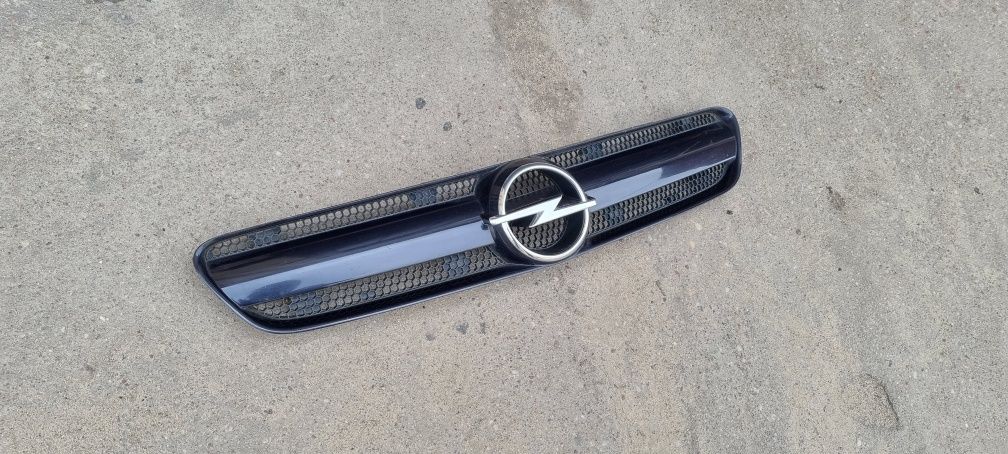Grill atrapa zderzaka chrom opel vectra c gts signum przedliftem