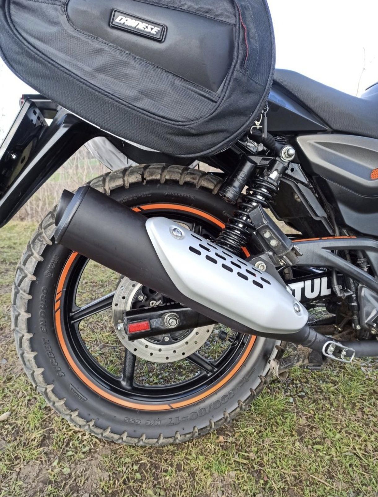 Bajaj pulsar 180