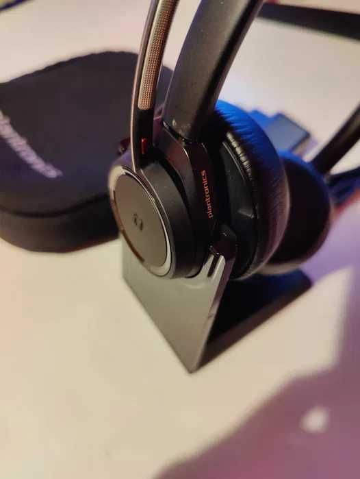 Słuchawki bezprzewodowe Plantronics Voyager FOCUS UC z bazą