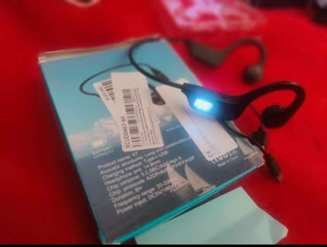 Xiaomi X7 Headphones de ouvido desportivos, sem fio, Bluetooth
Sistema