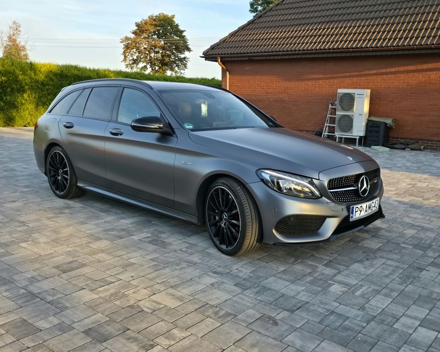 Prywatny Meexese-Benz Klasa C AMG 43 4-Matic