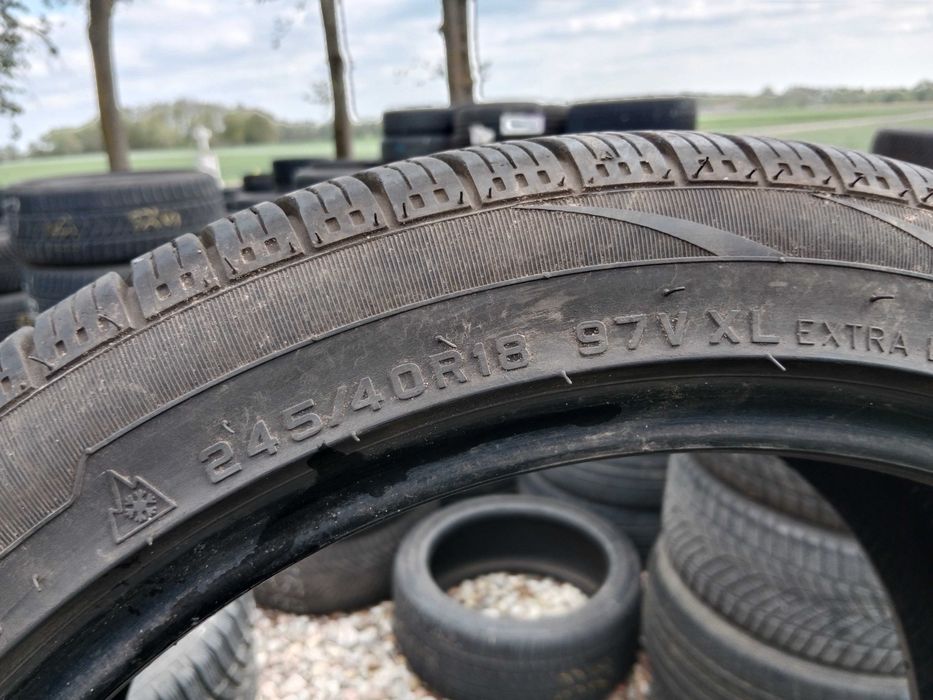 Opona używana 245/40R18 Ovation VI-782 AS 1szt.