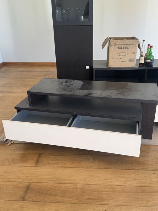 Movel sde sala com vitrine e dois aparadores laterais