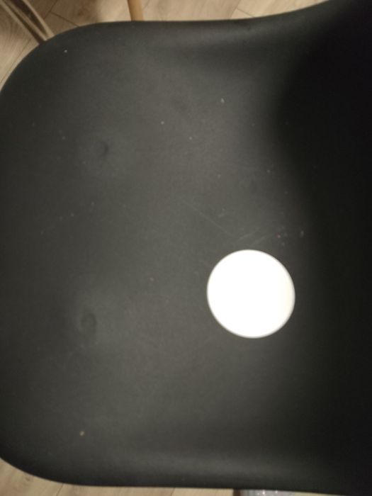 Sprzedam stół z 4 krzesłami