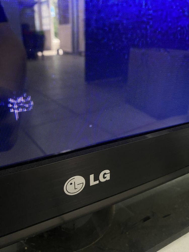LG телевізор 65 діагональ смарт з Німеччини