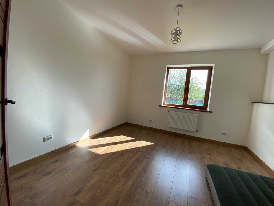 Такого будинку в Черкасах не знайти. Передмістя, 15 хв. с. Будище.