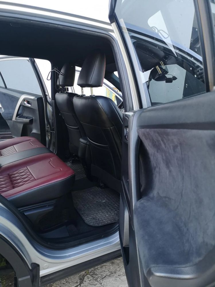Toyota RAV4 Toyota RAV4 2.5 4x2 Hybrid Edition