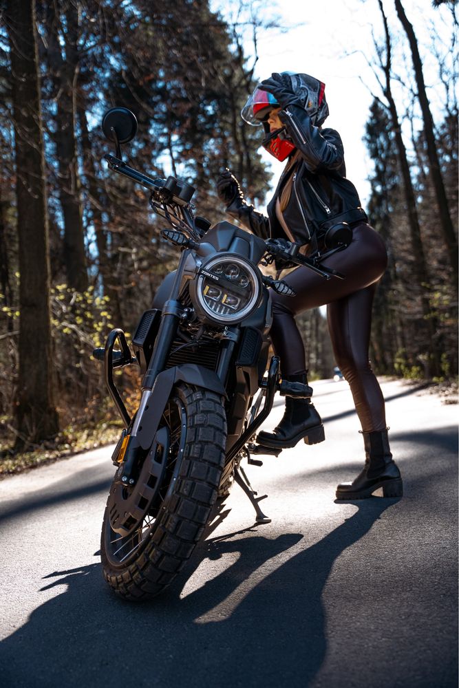 Wynajem Motocykli Zontes 125 GK na prawo jazdy kat. B - Kraków