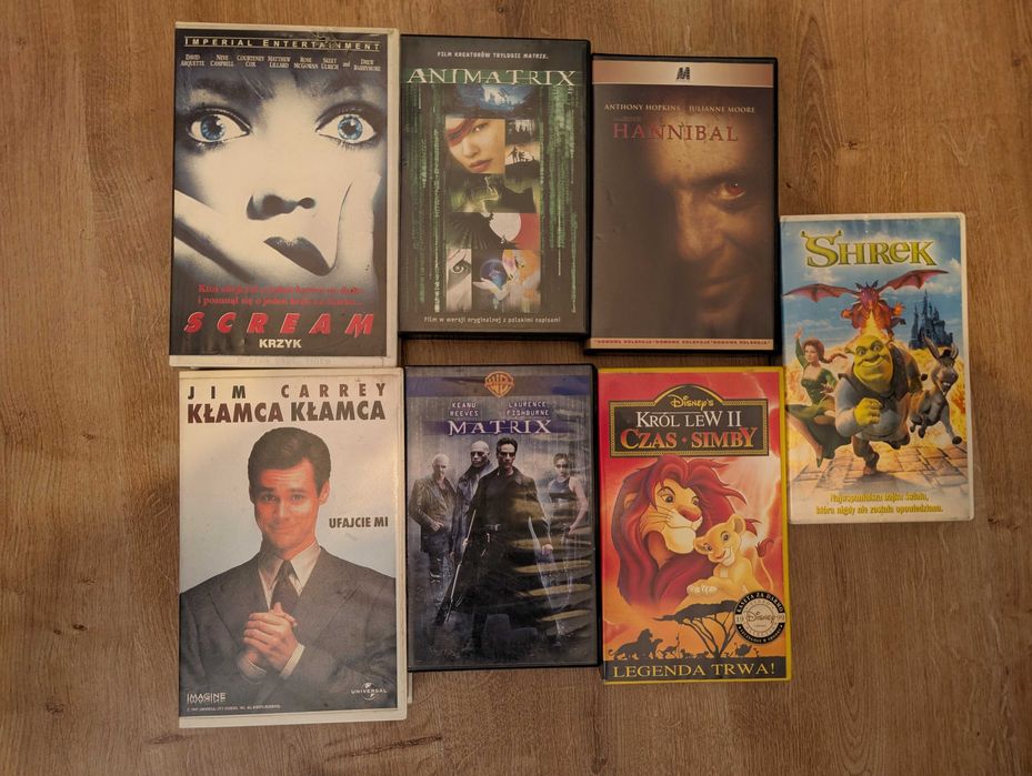 7 Kaset Video VHS