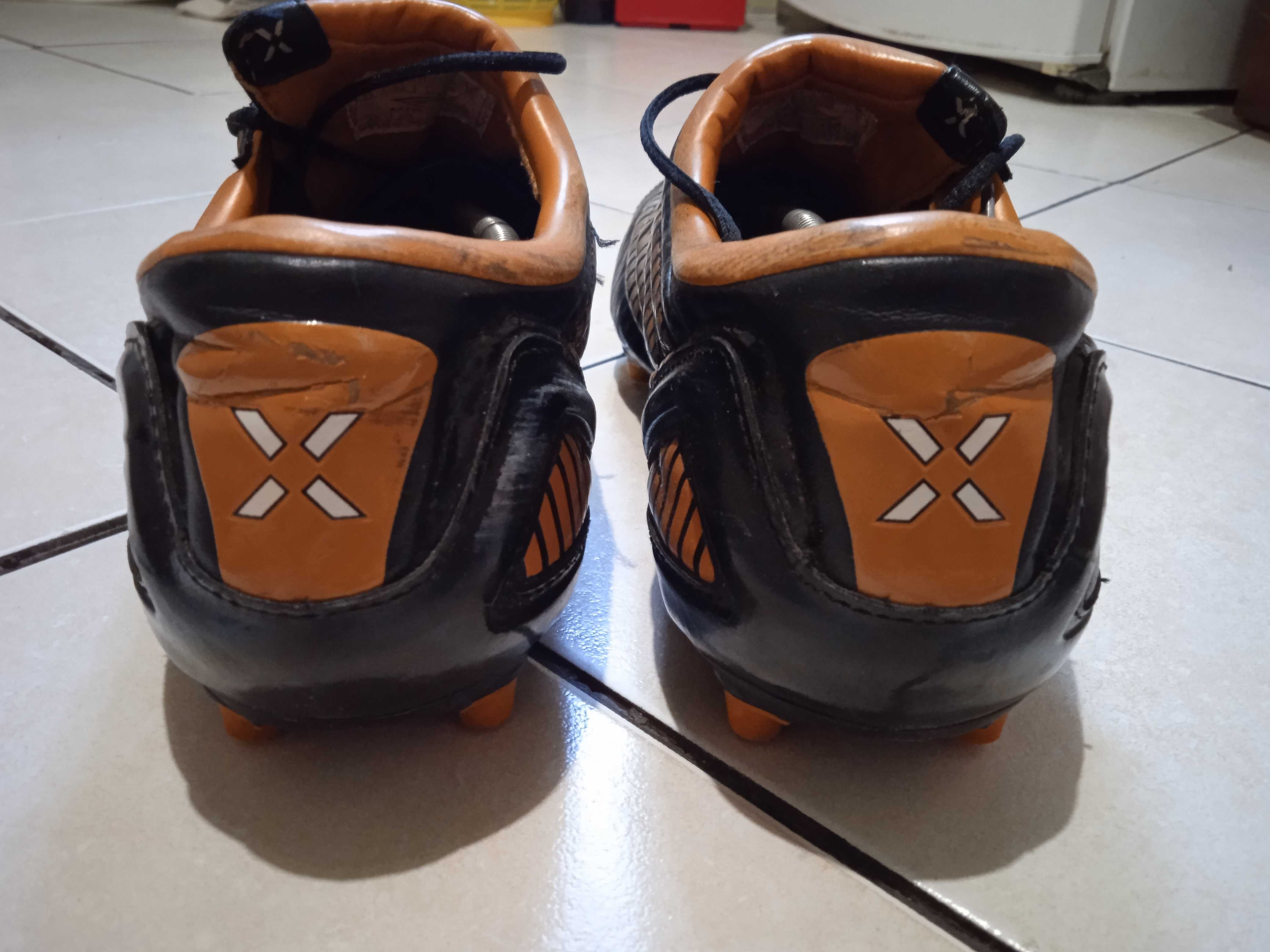 Lanki * UMBRO Revolution Force * rozm 44 * ORYGINALNE