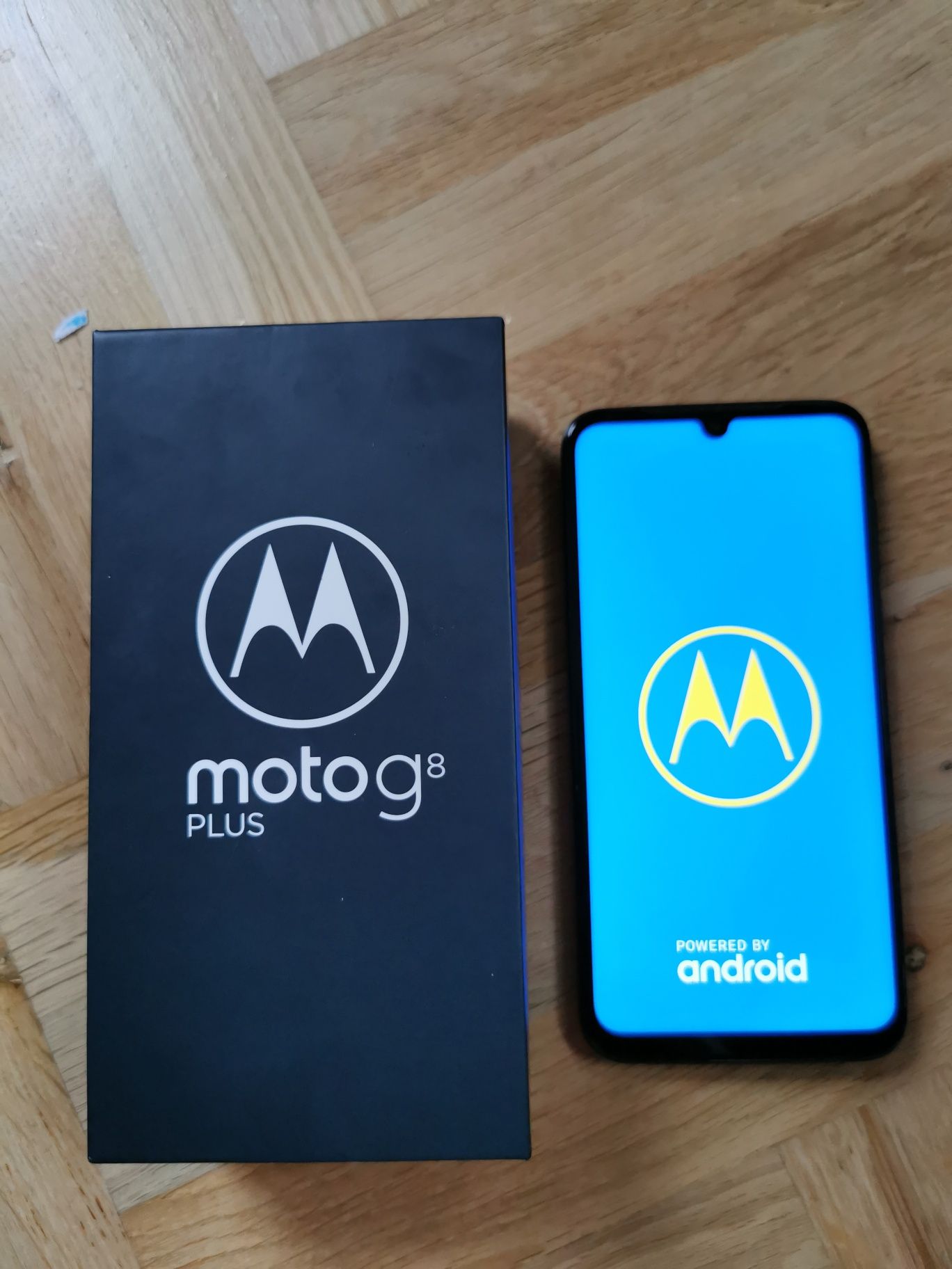 Motorola G8 PLUS